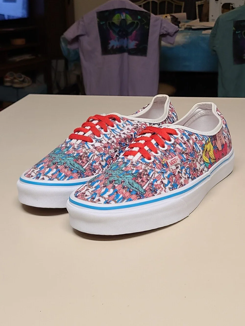 Vans X Where's Waldo ?  Authentic skateboard sneakers size 9.5